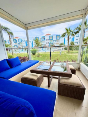 Luxe élégant Appartement vue piscine